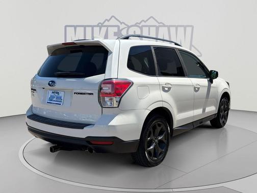 Crystal White Pearl 2018 Subaru Forester 2.5i Premium Black Edition