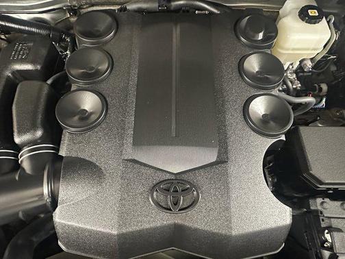 2020 Toyota 4Runner TRD Off Road