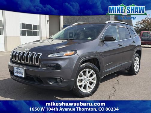 Granite Crystal Metallic Clearcoat 2017 Jeep Cherokee Latitude