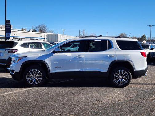 2019 GMC Acadia SLE-2