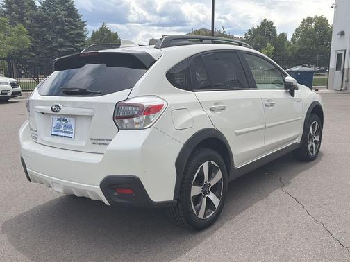 Crystal White Pearl 2016 Subaru Crosstrek Hybrid Touring