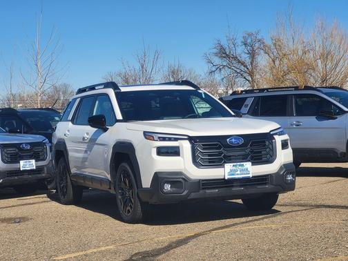 Crystal White Pearl 2026 Subaru Outback Limited XT