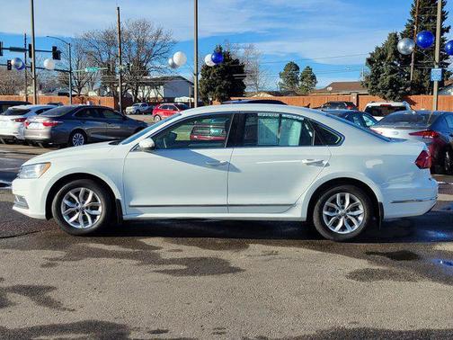 2017 Volkswagen Passat 1.8T S