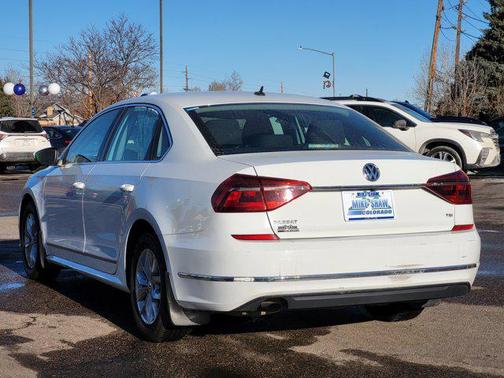 2017 Volkswagen Passat 1.8T S