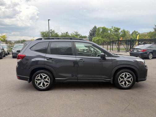 Dark Gray Metallic 2019 Subaru Forester Premium