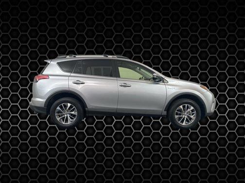 2018 Toyota RAV4 Hybrid XLE