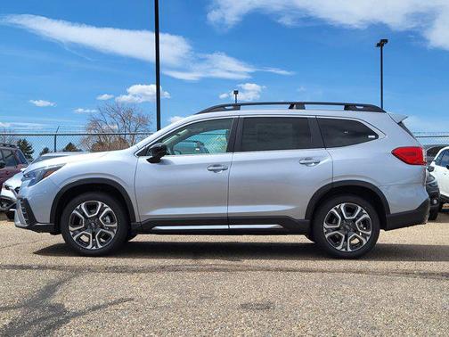 Ice Silver Metallic 2026 Subaru Ascent Limited 7-Passenger