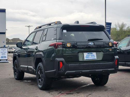 Deep Emerald Green Pearl 2026 Subaru Outback Wilderness