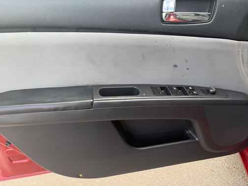 Red Brick 2012 Nissan Sentra 2.0 S