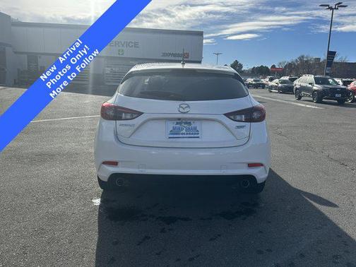 2018 Mazda Mazda3 Touring