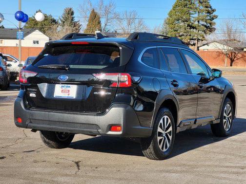 2025 Subaru Outback Premium