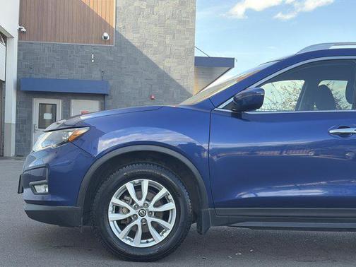 Caspian Blue 2017 Nissan Rogue SV