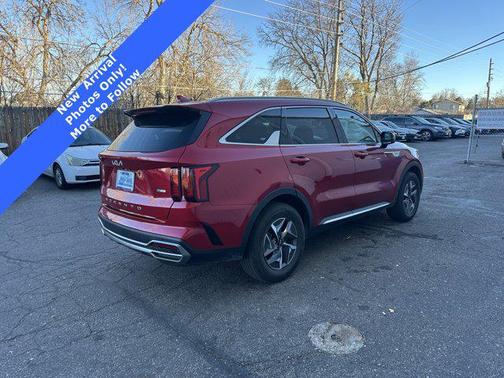 2022 Kia Sorento Hybrid S