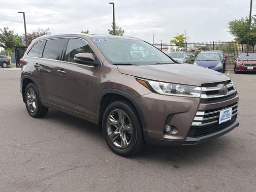Walnut 2019 Toyota Highlander Limited Platinum