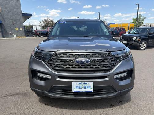 Carbonized Gray Metallic 2022 Ford Explorer XLT
