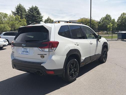 Crystal White Pearl 2023 Subaru Forester Wilderness