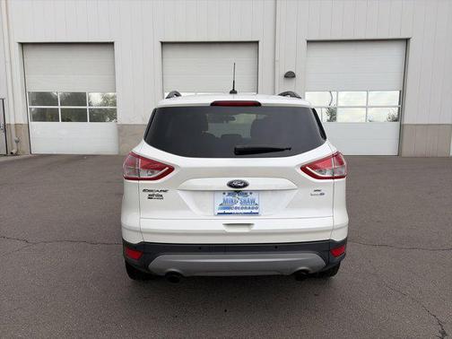 White Platinum Metallic Tri-Coat 2015 Ford Escape SE