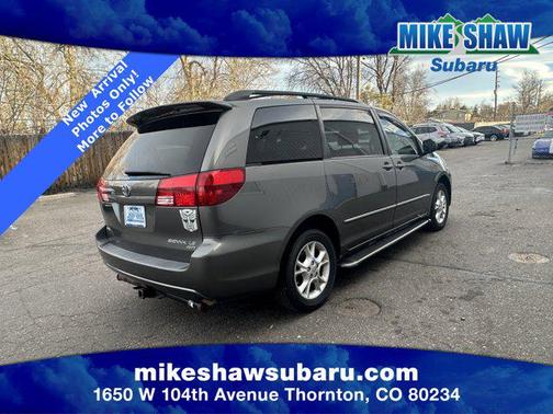 2005 Toyota Sienna LE