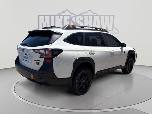 Crystal White Pearl 2025 Subaru Outback Wilderness