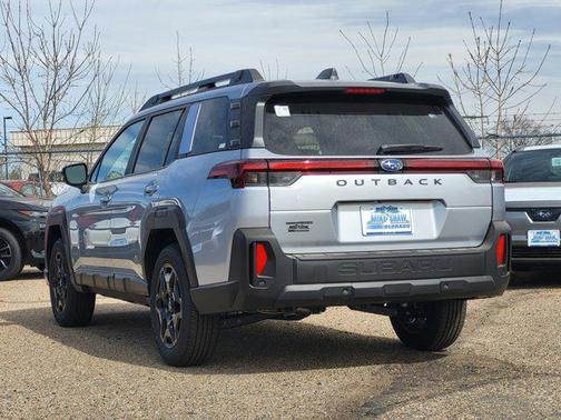 Ice Silver Metallic 2026 Subaru Outback Limited
