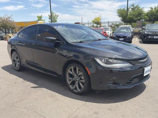 Black Clearcoat 2015 Chrysler 200 S