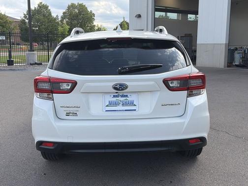 Crystal White Pearl 2021 Subaru Impreza Premium