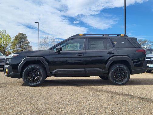 Crystal Black Silica 2026 Subaru Outback Wilderness