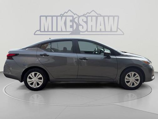 Gun Metallic 2025 Nissan Versa 1.6 S
