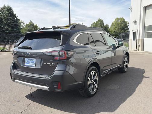 Magnetite Gray Metallic 2020 Subaru Outback Limited XT