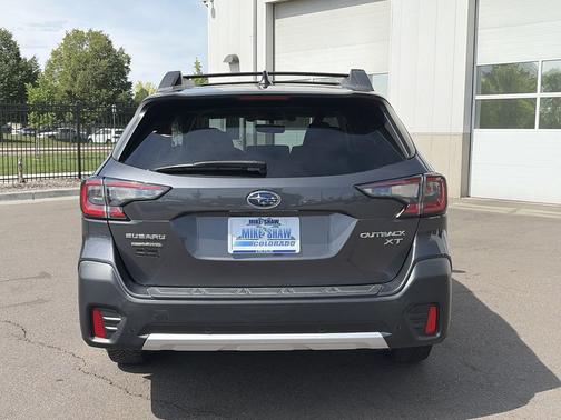 Magnetite Gray Metallic 2020 Subaru Outback Limited XT