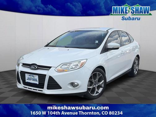 Oxford White 2013 Ford Focus SE