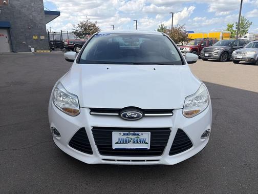 Oxford White 2013 Ford Focus SE