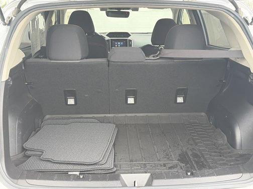 Ice Silver Metallic 2018 Subaru Crosstrek 2.0i Premium