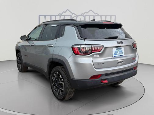 Billet Silver Metallic Clearcoat 2021 Jeep Compass Trailhawk