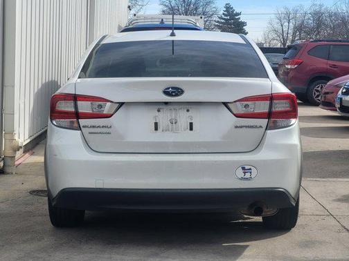 2019 Subaru Impreza 2.0i