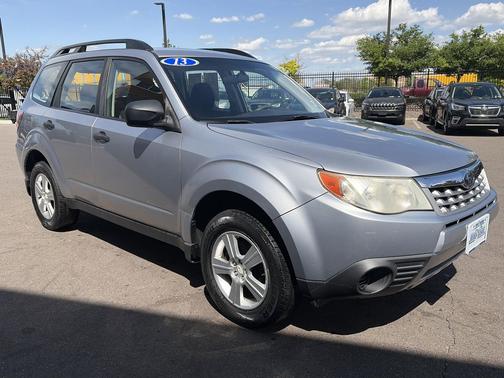 Ice Silver Metallic 2013 Subaru Forester 2.5X