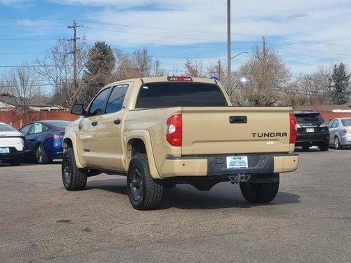 2017 Toyota Tundra SR5