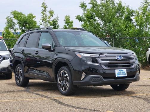 Crystal Black Silica 2026 Subaru Forester Hybrid Premium