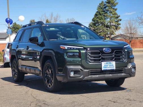 Deep Emerald Green Pearl 2026 Subaru Outback Limited XT