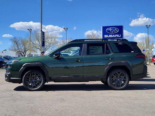 Deep Emerald Green Pearl 2026 Subaru Outback Limited XT