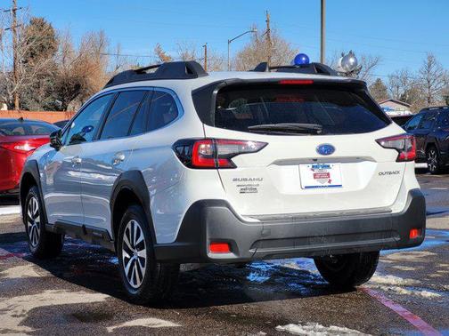 2025 Subaru Outback Premium