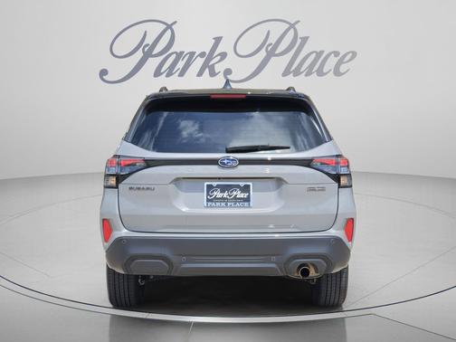 River Rock Pearl/Crystal Black Silica 2025 Subaru Forester Hybrid Touring