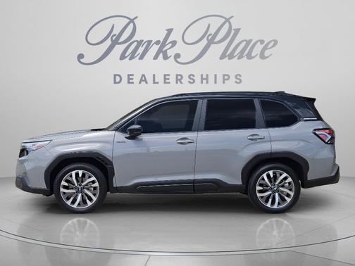 River Rock Pearl/Crystal Black Silica 2025 Subaru Forester Hybrid Touring
