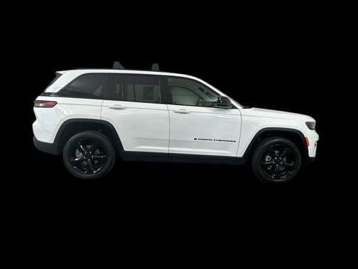 2024 Jeep Grand Cherokee Altitude