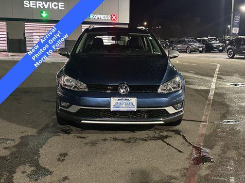 2017 Volkswagen Golf Alltrack TSI SE