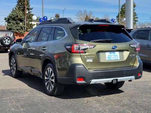 2024 Subaru Outback Touring XT