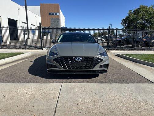 2022 Hyundai SONATA Limited