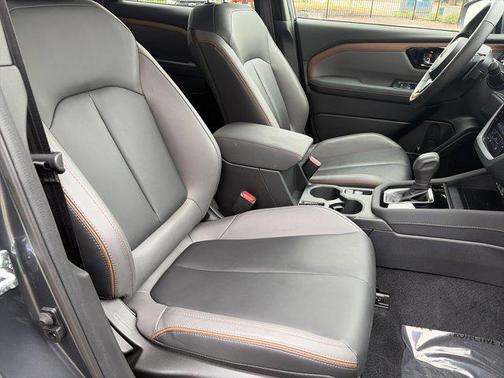 Magnetite Gray Metallic 2025 Subaru Forester Sport
