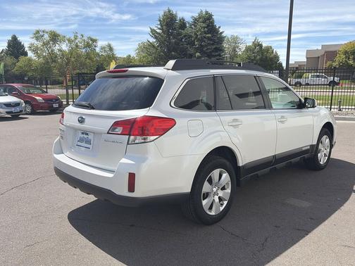Satin White Pearl 2012 Subaru Outback 2.5i Premium