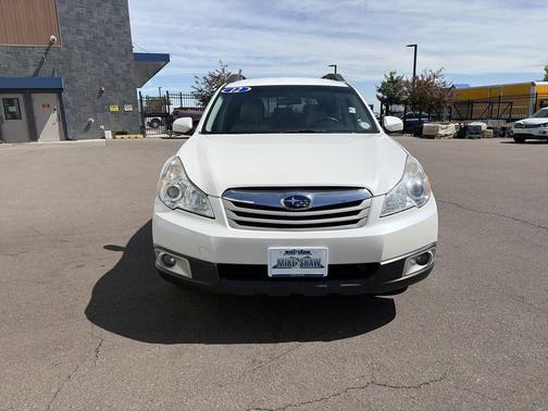 Satin White Pearl 2012 Subaru Outback 2.5i Premium